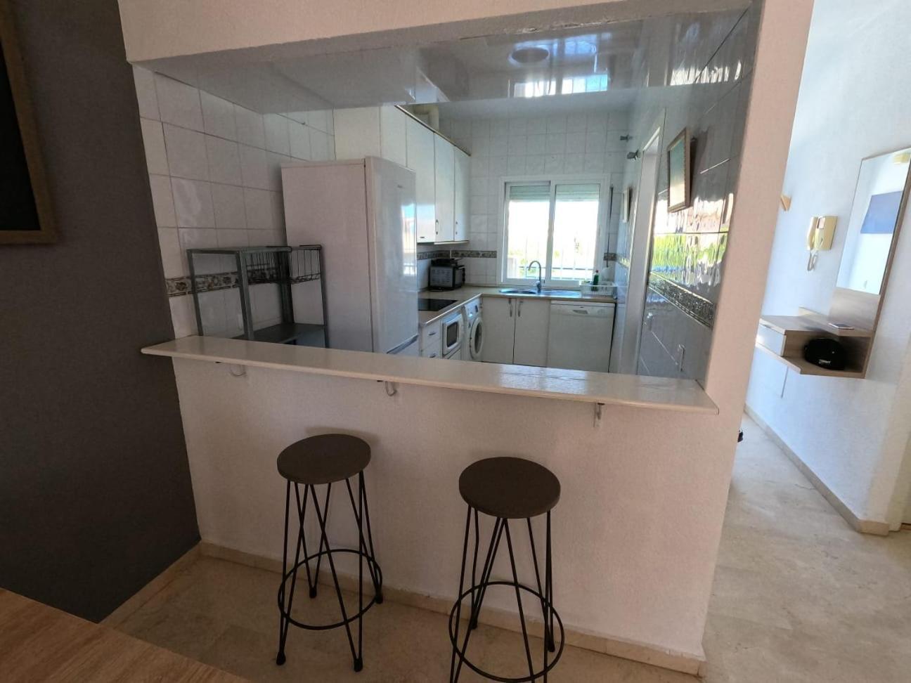 Faro12 Playa & Piscina & Parking Privado Apartment เบนัลมาเดนา ภายนอก รูปภาพ